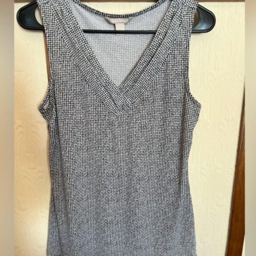 Republic V-Neck Black & White Tank Top Size Small